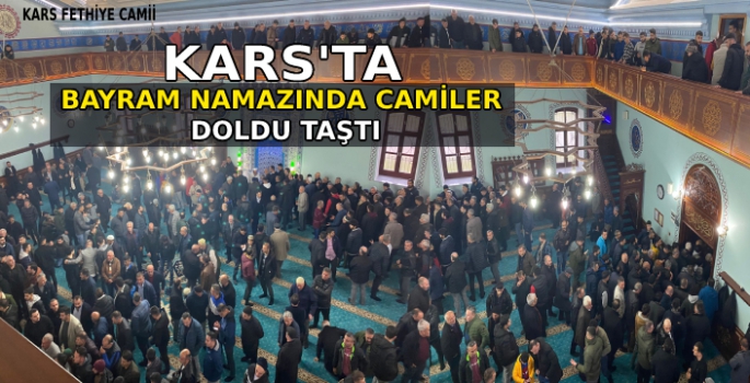 Camiler Bayram Namazında Doldu Taştı