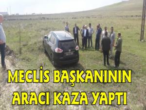 Kars İl Genel Meclisi Başkanının Makam Aracı Kaza Yaptı