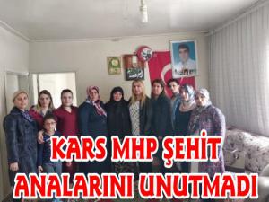 Kars MHP Kadın Kolları Şehit Annelerini Unutmadı