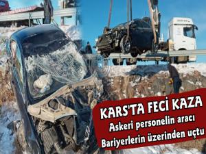 Kars'ta Askeri Personelin Kullandığı Araç Şarampole Uçtu