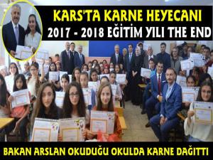 Kars'ta Öğrencilerin Karne Heyecanı