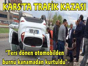Kars'ta Trafik Kazası Otomobil Takla Attı