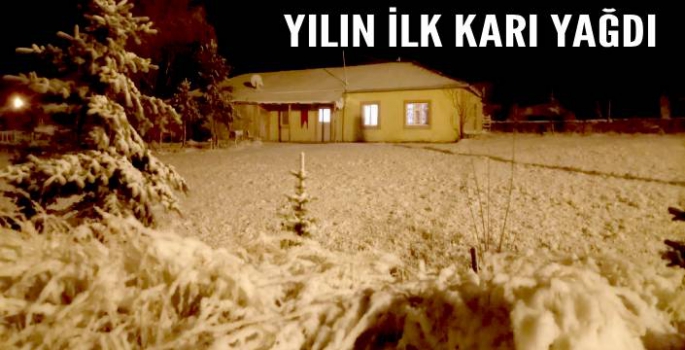 Kars'a Yılın İlk Karı Yağdı