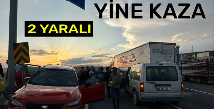 Kars'ta Kavşakta Feci Kaza: 2 Kişi Yaralandı, Biri Hamile