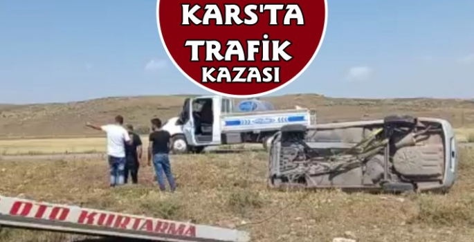 Kars'ta Kontrolden Çıkan Otomobil Devrildi